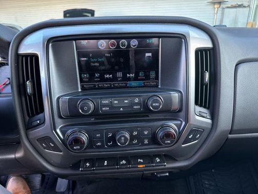 2017 Chevrolet Silverado 1500 2LT
