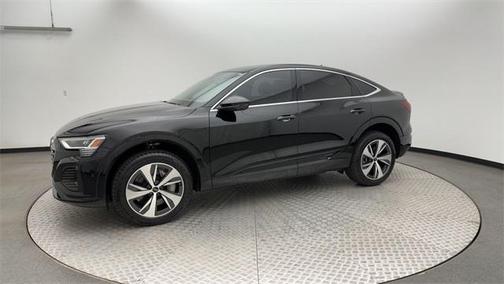 2024 Audi Q8 e-tron Premium Plus
