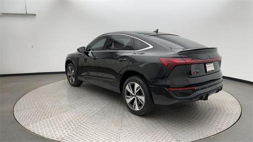 2024 Audi Q8 e-tron Premium Plus