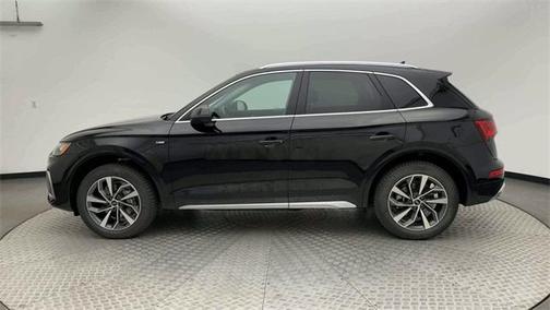 2022 Audi Q5 45 S line Premium Plus