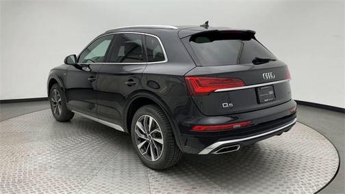 2022 Audi Q5 45 S line Premium Plus