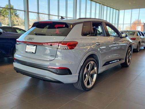 2026 Audi Q4 e-tron Premium Plus 55 quattro