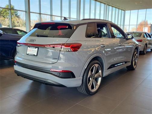 2026 Audi Q4 e-tron Premium Plus 55 quattro