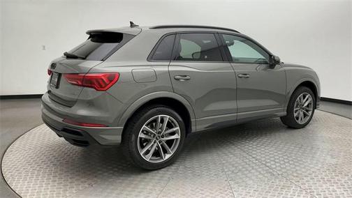 2024 Audi Q3 Premium 45 TFSI S line quattro Tiptronic