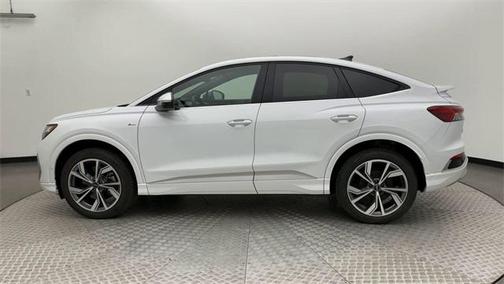 2024 Audi Q4 e-tron Premium Plus 50 quattro