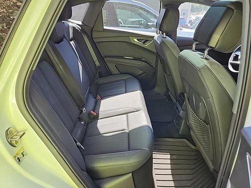 2024 Audi Q4 e-tron Premium Plus 50 quattro