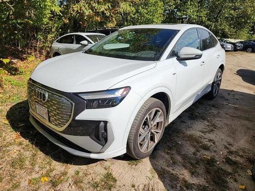2024 Audi Q4 e-tron Premium Plus 50 quattro