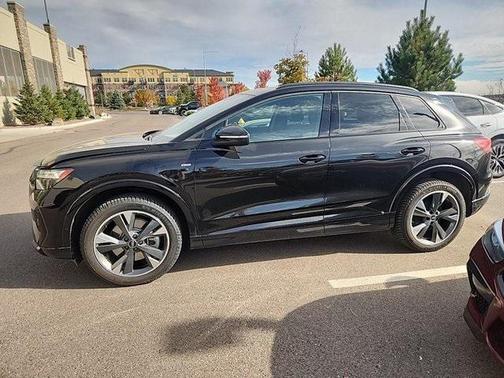 2024 Audi Q4 e-tron Premium Plus 50 quattro