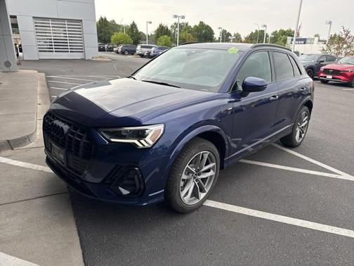 2025 Audi Q3 Premium 45 TFSI S line quattro Tiptronic
