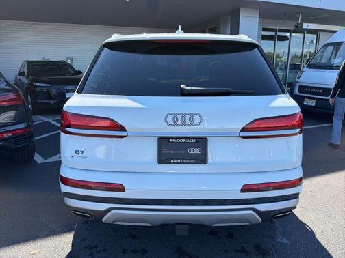 2025 Audi Q7 55 Premium Plus