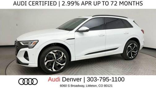 Glacier White Metallic 2024 Audi Q8 e-tron Premium Plus