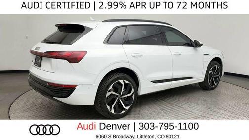 Glacier White Metallic 2024 Audi Q8 e-tron Premium Plus