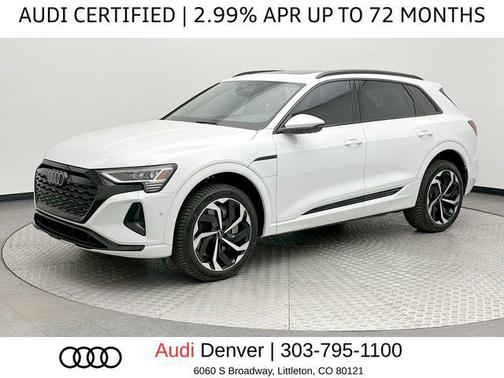 Glacier White Metallic 2024 Audi Q8 e-tron Premium Plus