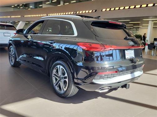 2025 Audi Q5 Prestige