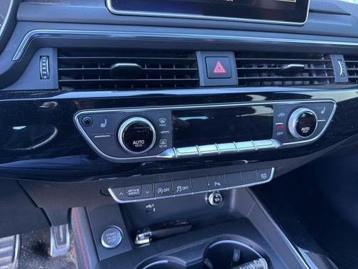 2019 Audi A4 2.0T Premium Plus