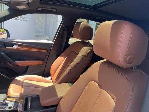 2022 Audi Q5 45 S line Premium