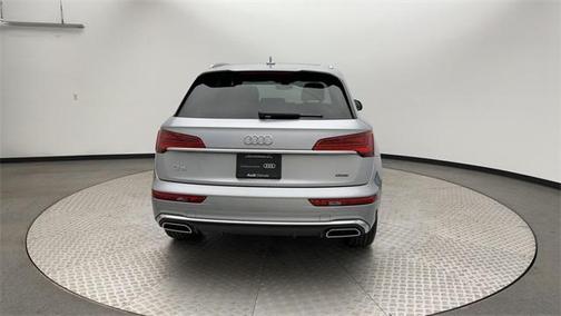 2022 Audi Q5 45 S line Premium