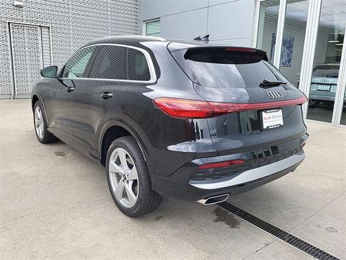 2025 Audi Q5 Premium Plus