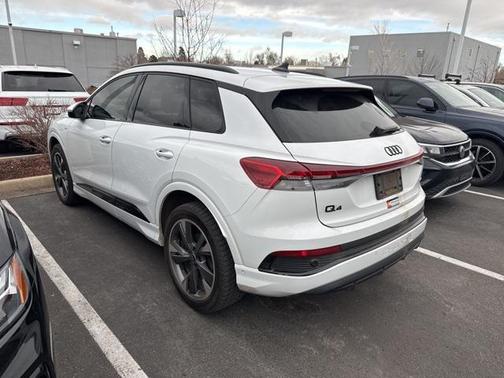 2024 Audi Q4 e-tron Prestige 50 quattro