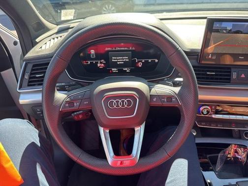 2025 Audi Q5 45 S line Premium Plus