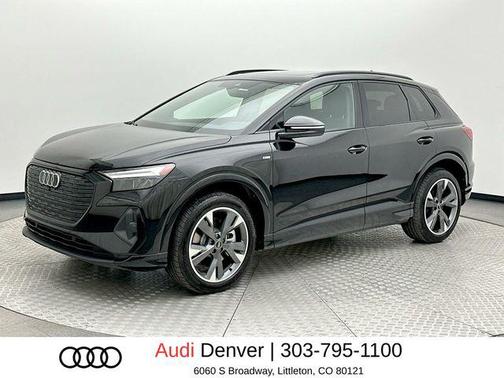 Mythos Black Metallic 2024 Audi Q4 e-tron Premium 50 quattro