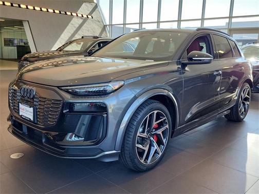 2025 Audi SQ6 e-tron Premium Plus quattro