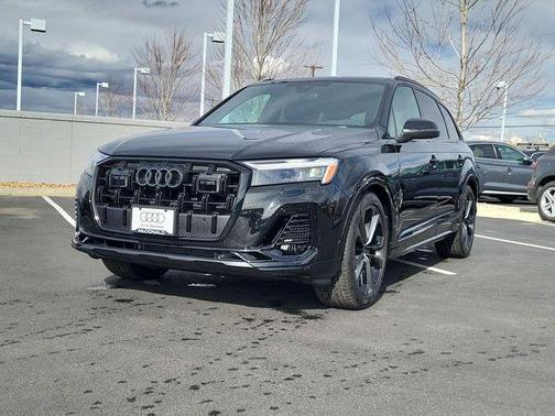 2026 Audi Q7 55 Premium Plus