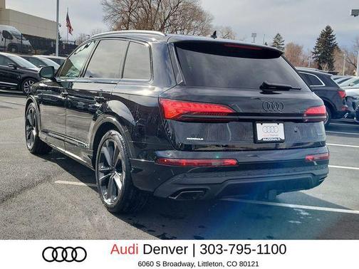 Mythos Black Metallic 2026 Audi Q7 55 Premium Plus