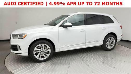 2022 Audi Q7 45 Premium Plus