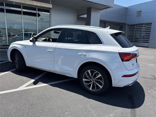 2022 Audi Q5 45 S line Premium