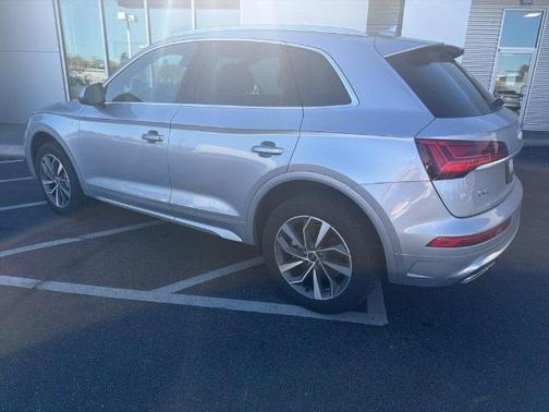 2023 Audi Q5 45 S line Premium Plus