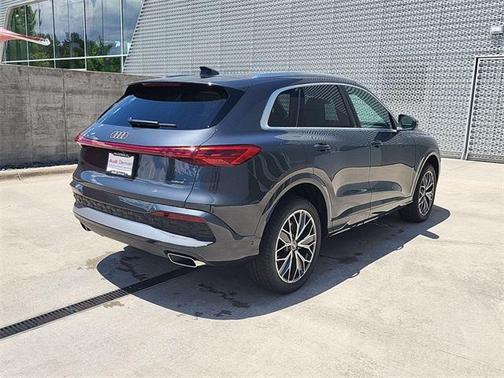 2025 Audi Q5 Premium Plus