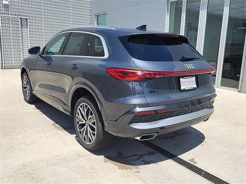 2025 Audi Q5 Premium Plus