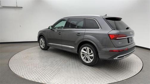 2022 Audi Q7 55 Premium Plus