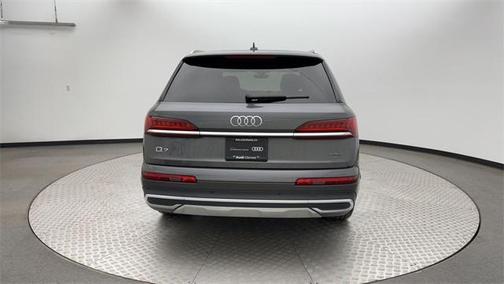 2022 Audi Q7 55 Premium Plus