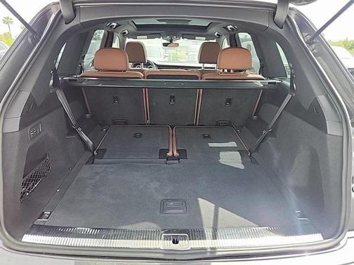 2022 Audi Q7 55 Premium Plus