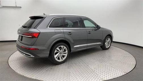 2022 Audi Q7 55 Premium Plus