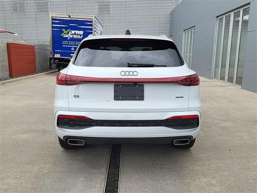 2025 Audi Q5 Premium Plus