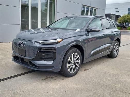 2025 Audi Q6 e-tron Premium Plus quattro