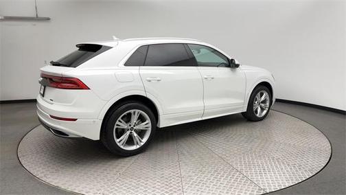 2022 Audi Q8 55 Premium Plus