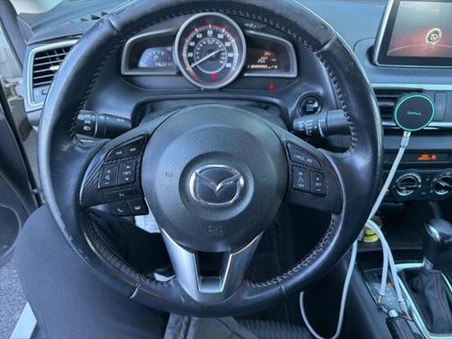 2015 Mazda Mazda3 i Touring