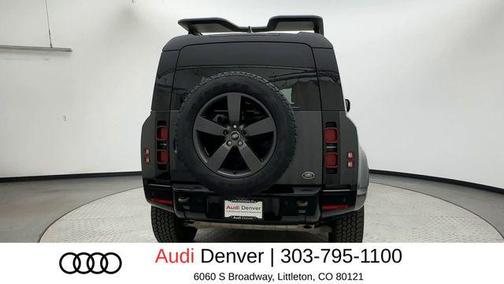 Carpathian Grey Premium Metallic 2022 Land Rover Defender 110 X-Dynamic SE