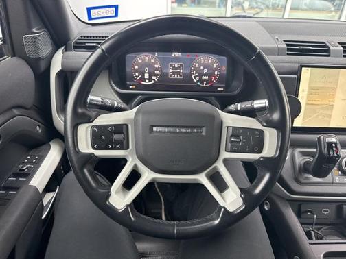 2022 Land Rover Defender 110 X-Dynamic SE