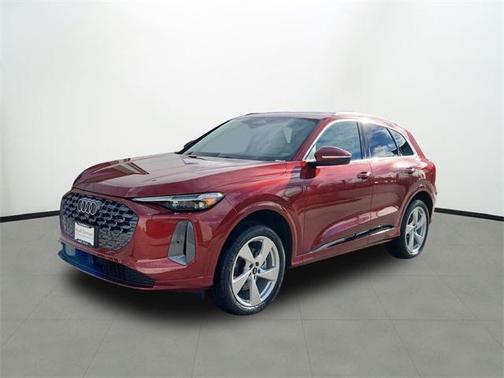 2025 Audi Q5 Premium Plus TFSI quattro S tronic