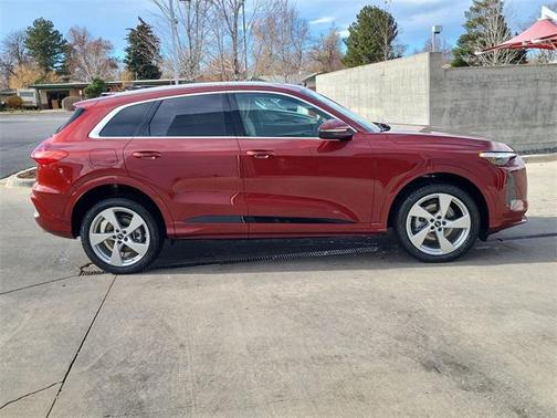 2025 Audi Q5 Premium Plus TFSI quattro S tronic