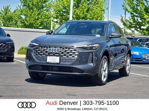 Tambora Gray Metallic 2026 Audi Q5 Premium Plus TFSI quattro S tronic