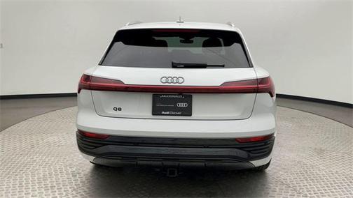 2024 Audi Q8 e-tron Premium
