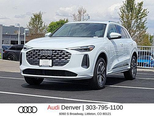 Glacier White Metallic 2026 Audi Q5 Premium Plus TFSI quattro S tronic
