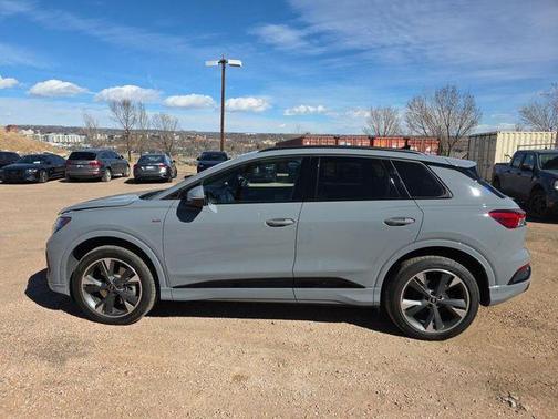 2024 Audi Q4 e-tron Prestige 50 quattro