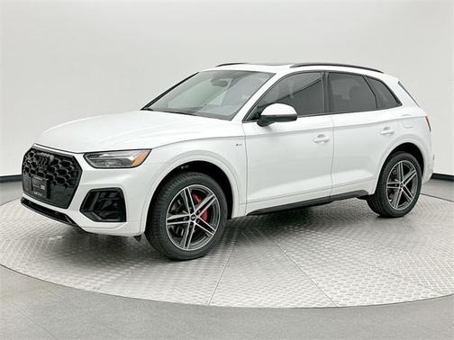 2024 Audi Q5 e 55 S line Premium Plus